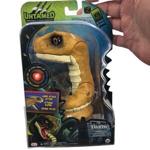 Fingerlings WowWee Untamed Toxin Snake Action Figure Interactive New
